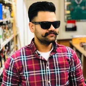 Meet your Posher, Amrit